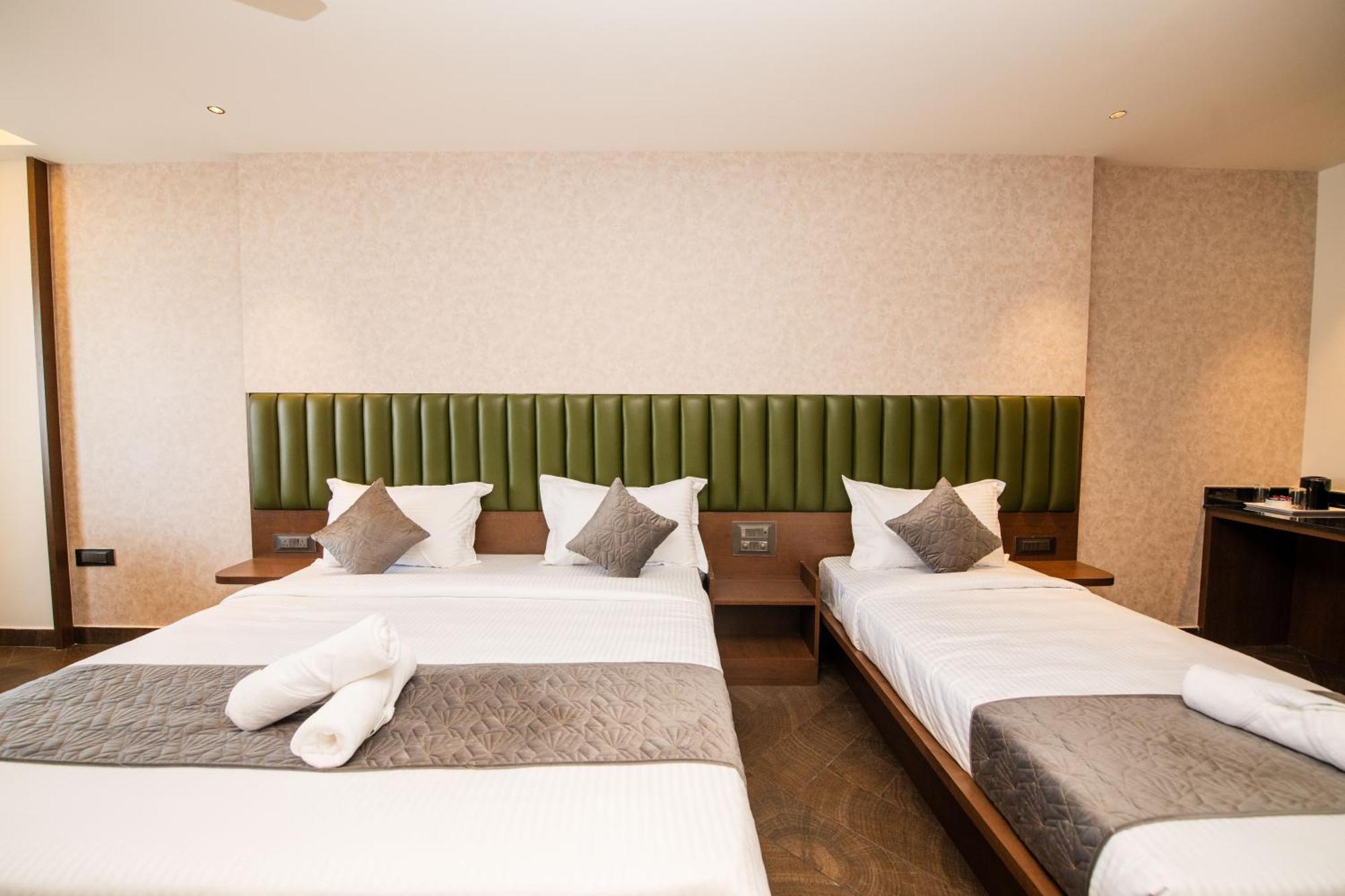 Hotel Mysore Radiance Εξωτερικό φωτογραφία