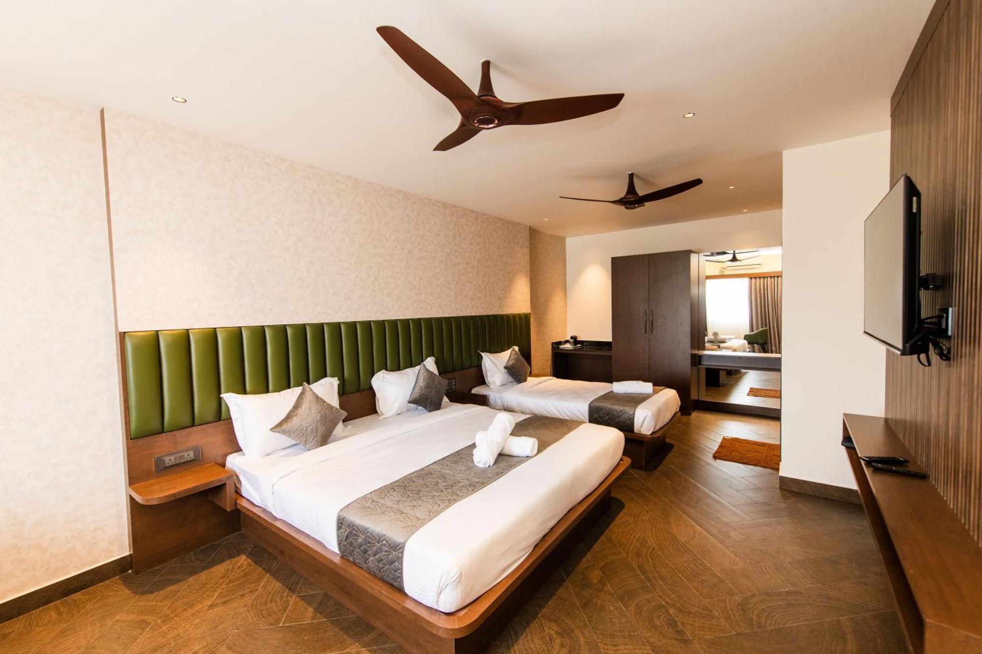 Hotel Mysore Radiance Εξωτερικό φωτογραφία