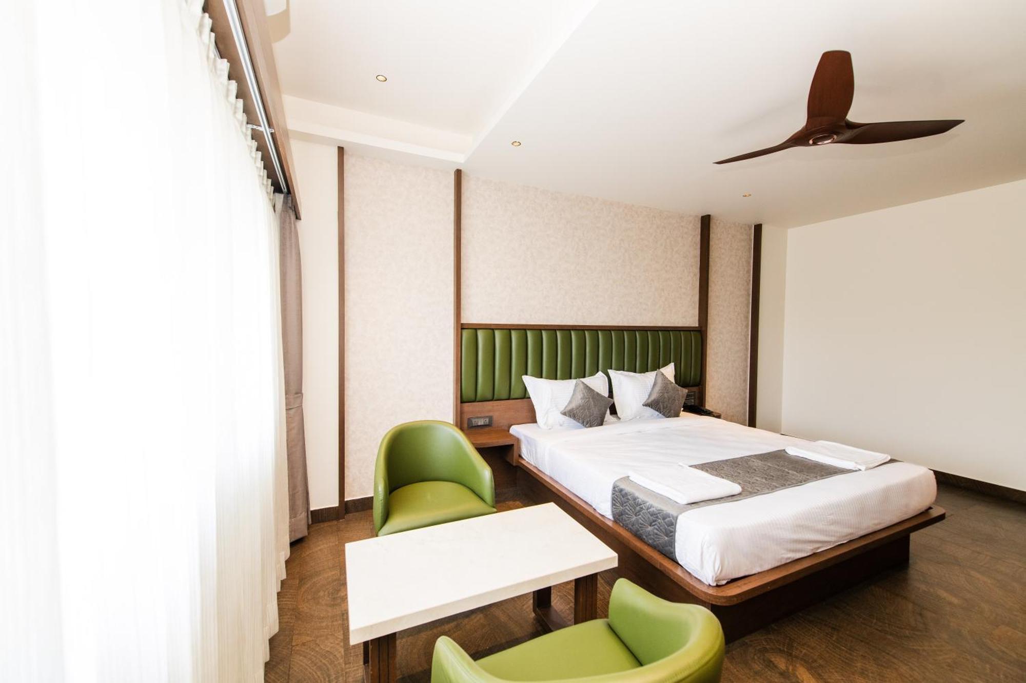Hotel Mysore Radiance Εξωτερικό φωτογραφία